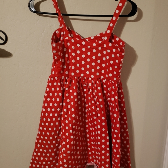 Dress - Picture 6 of 7